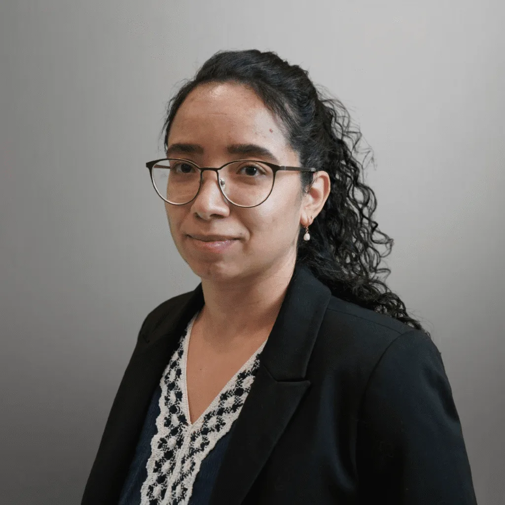 Bruna Mendes Headshot